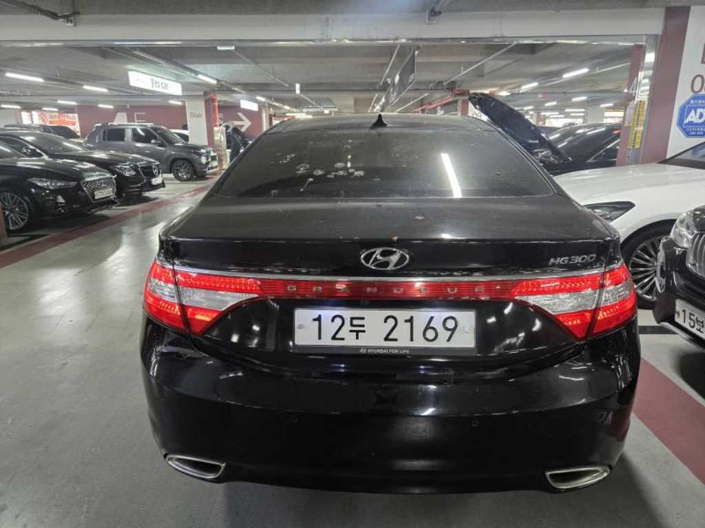 HYUNDAI Grandeur - Vista 3
