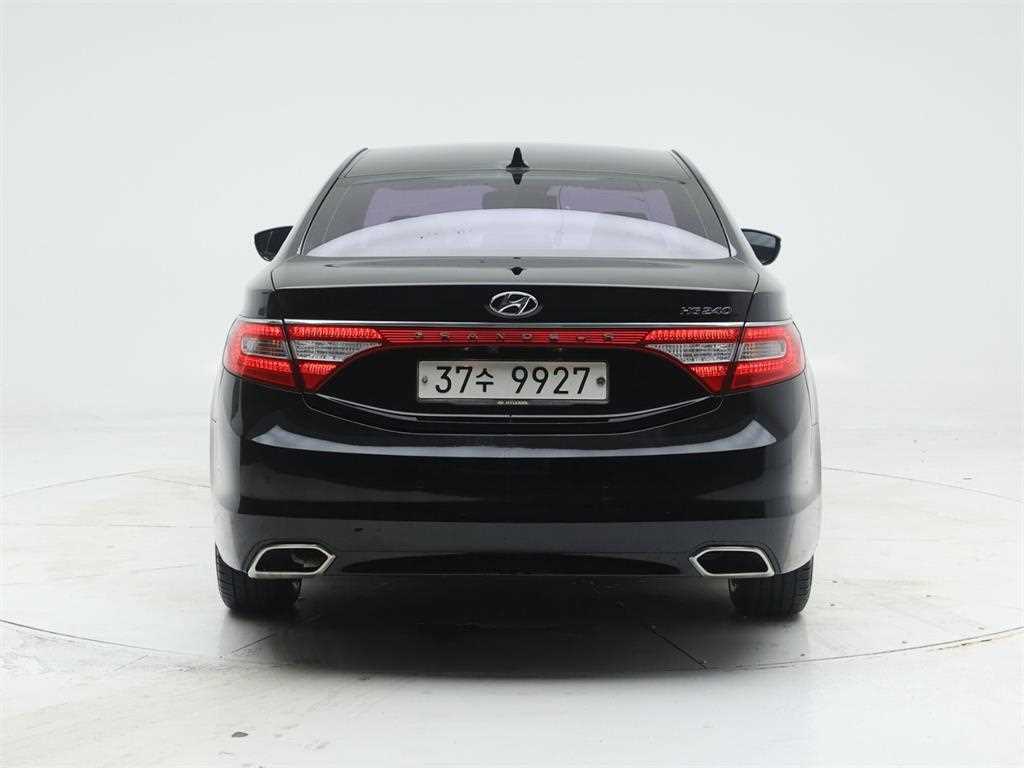 HYUNDAI Grandeur - Vista 5