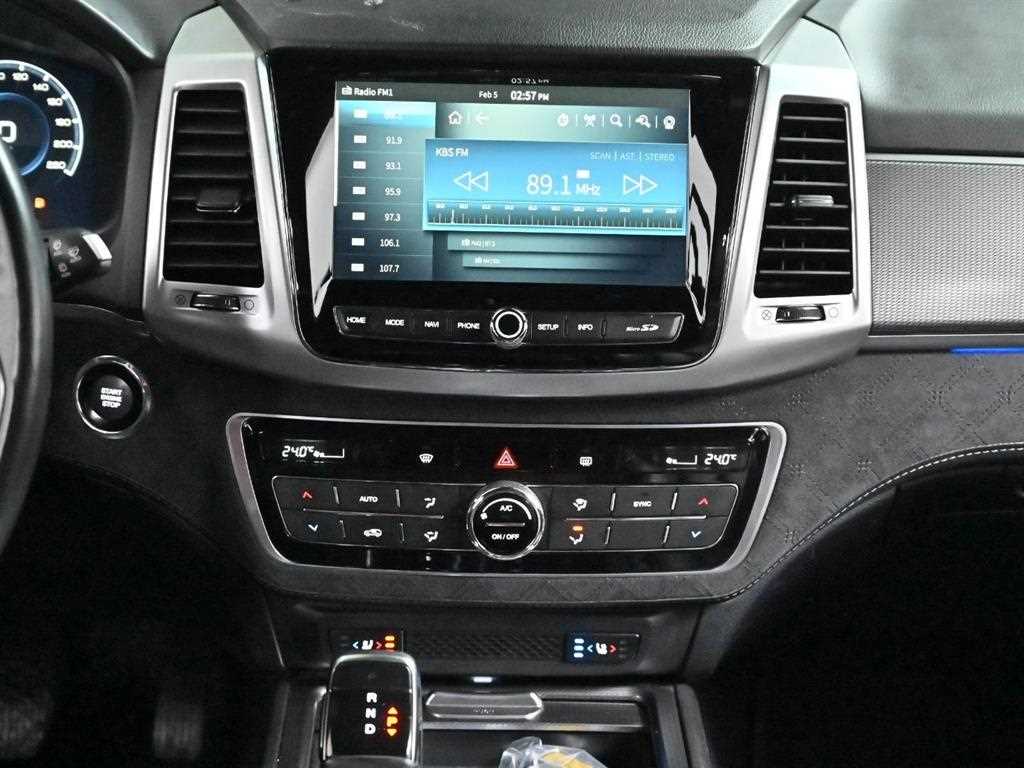 Ssangyong Rexton 2021 Negro - Importación desde Corea - HF Imports Iquique - Foto 14