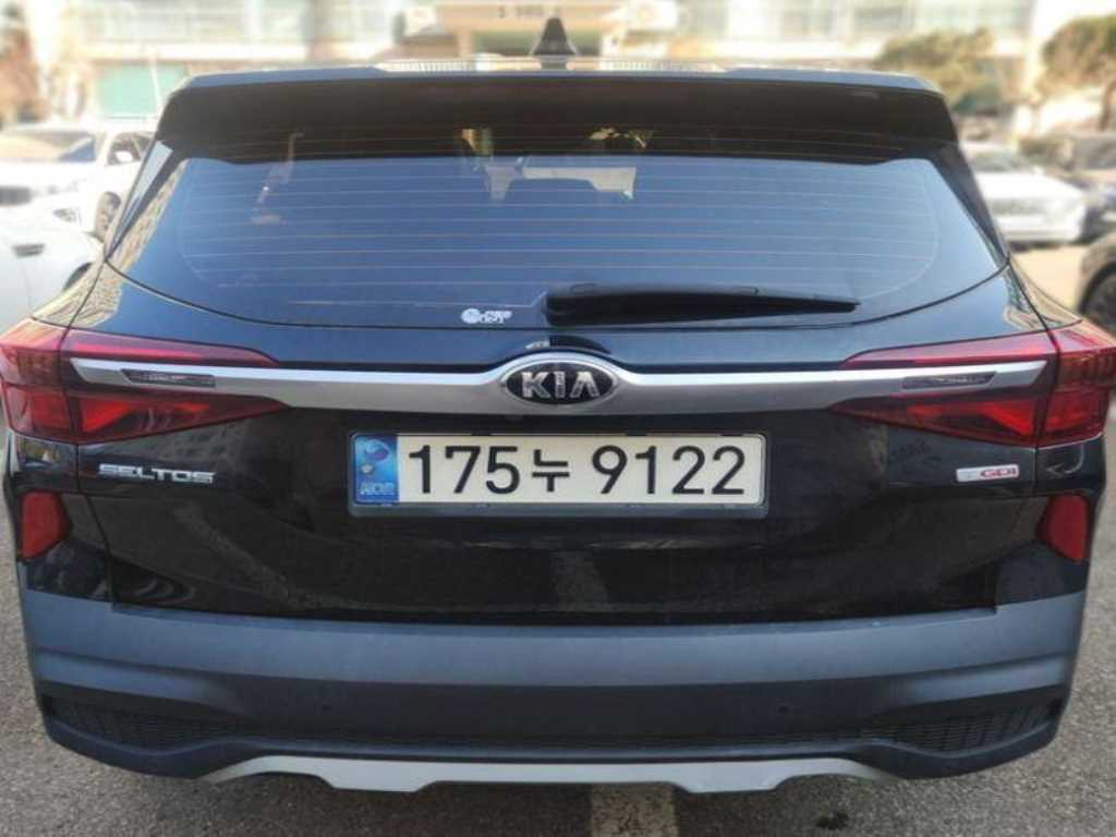 KIA Seltos - Vista 2