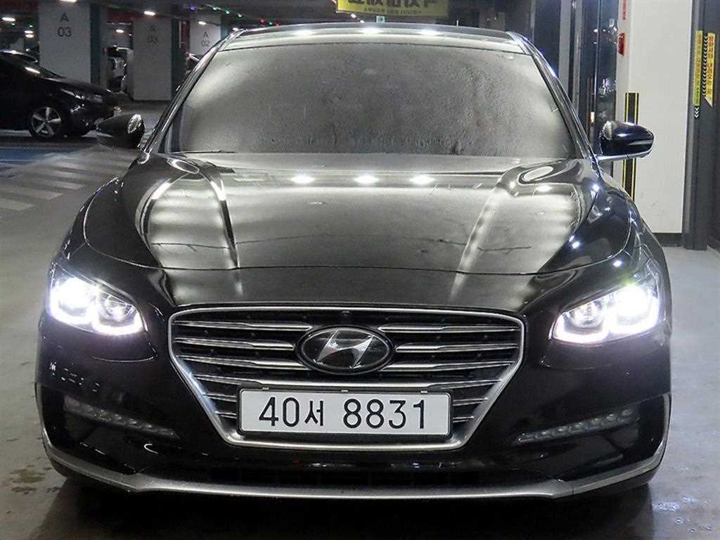 HYUNDAI Grandeur - Vista 2