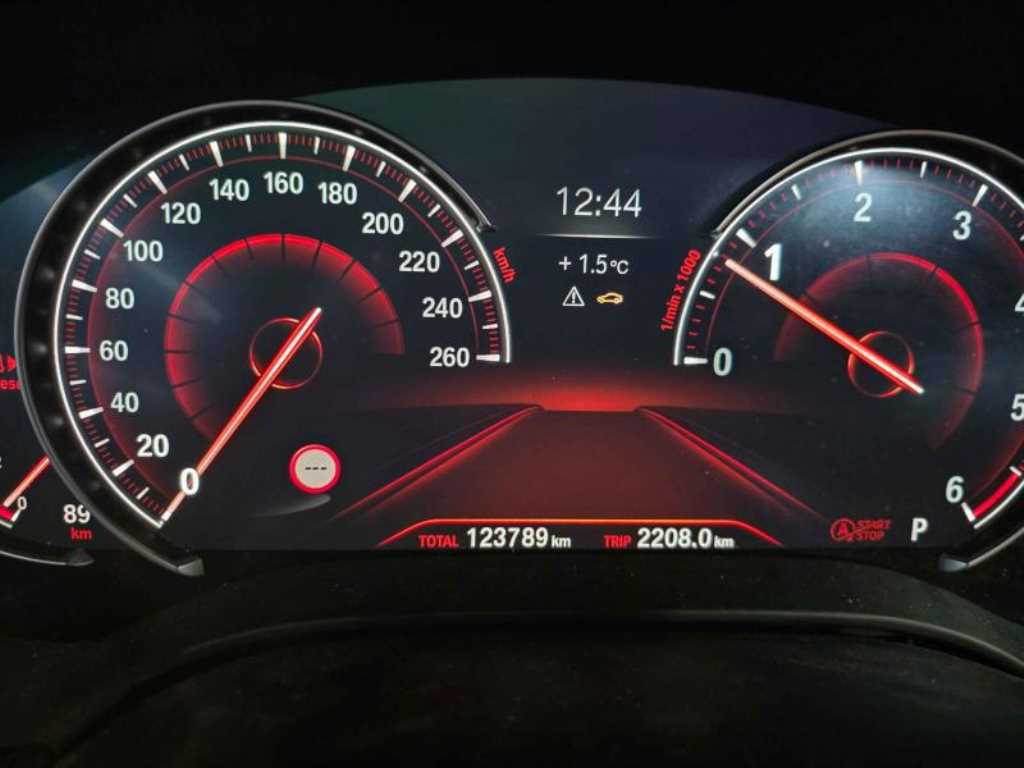 BMW 5 Series - Vista 3