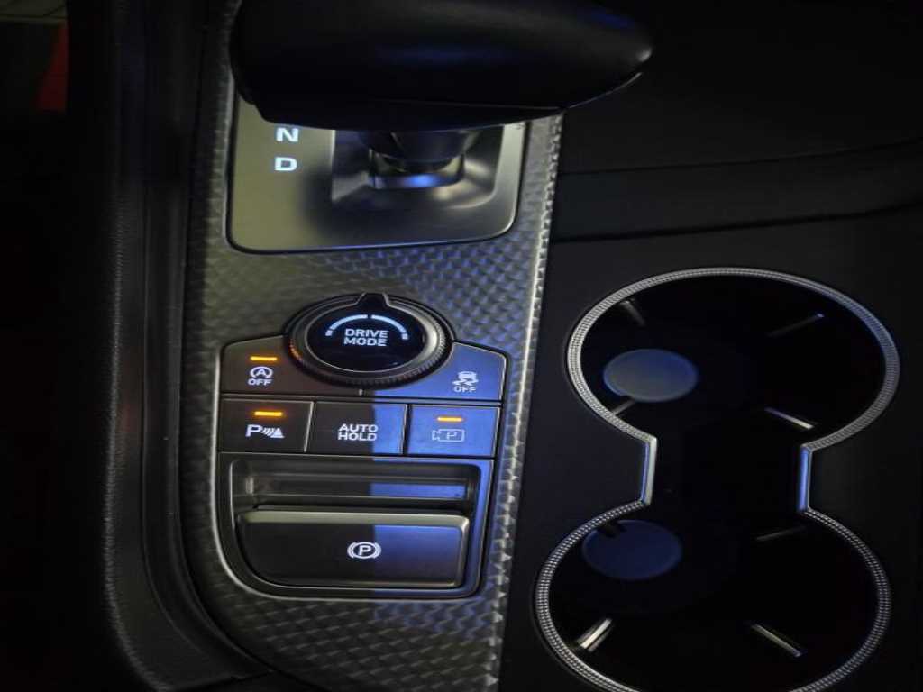 Genesis G70 - Vista 11