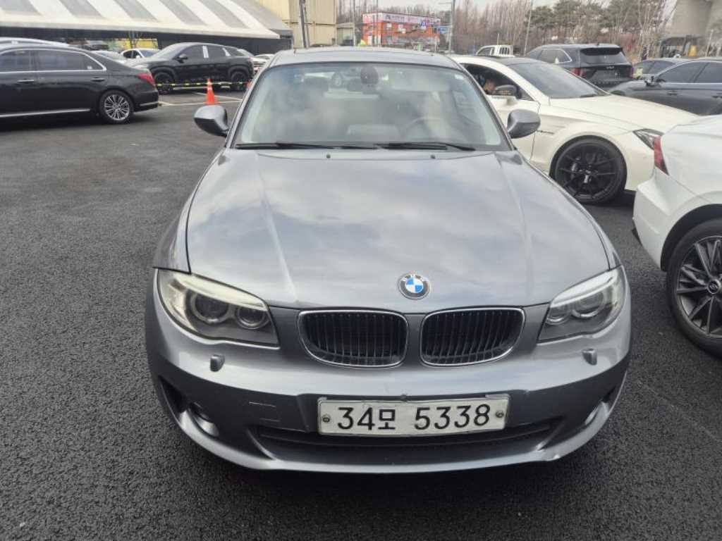 BMW 1 series 2012 Gris - Importación desde Corea - HF Imports Iquique - Foto 1