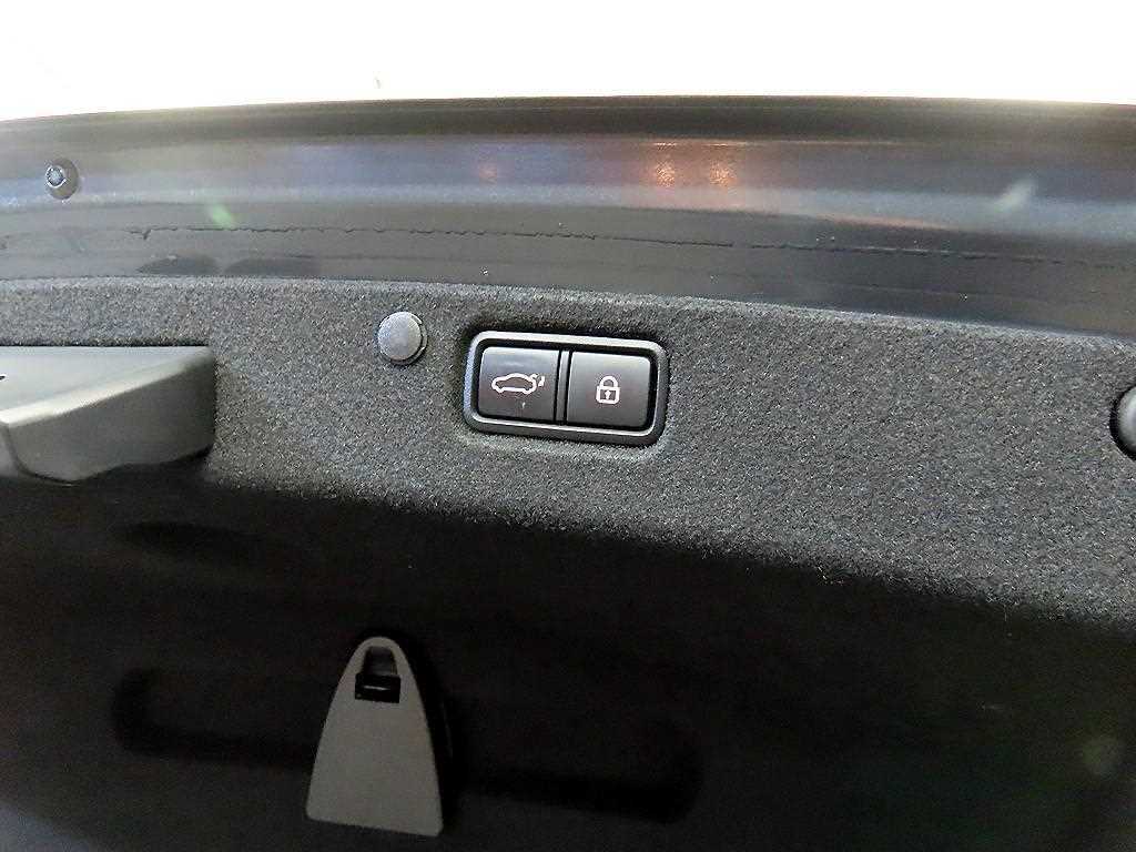 HYUNDAI Grandeur 2018 Gris - Importación desde Corea - HF Imports Iquique - Foto 17