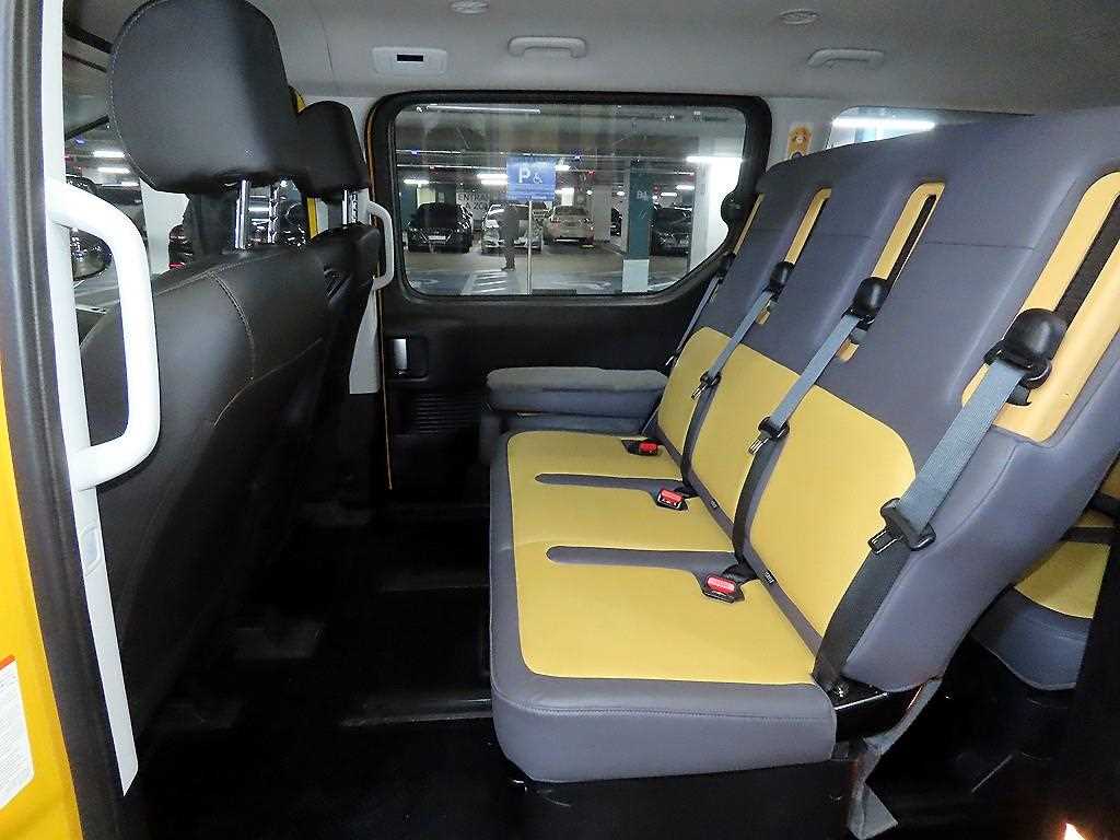 HYUNDAI Staria - Vista 7