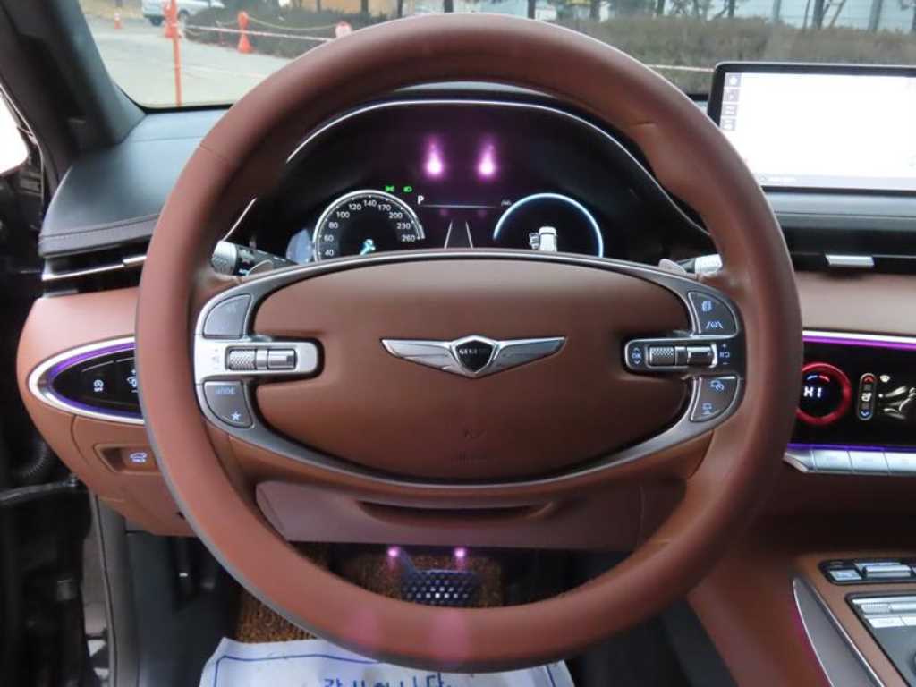 Genesis GV70 - Vista 10