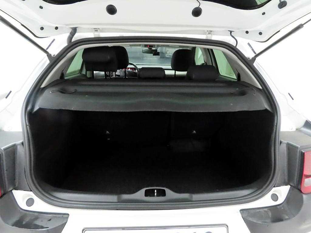 Citroen C4 2018 Blanco - Importación desde Corea - HF Imports Iquique - Foto 17