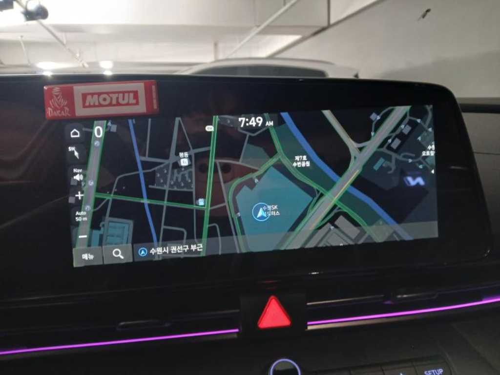 HYUNDAI Avante - Vista 11