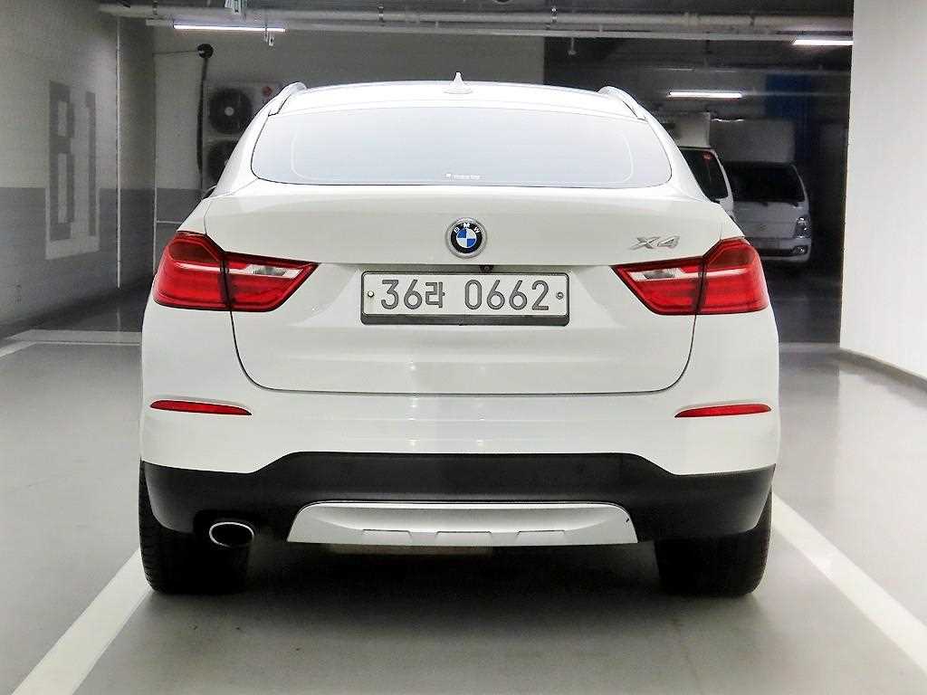BMW X4 - Vista 3