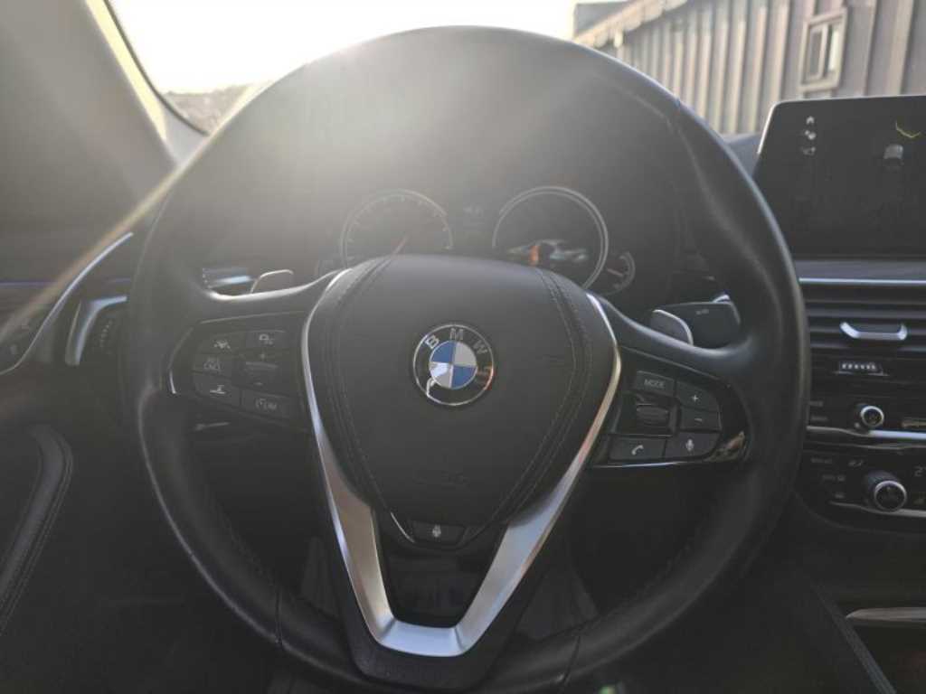 BMW 5 Series - Vista 11