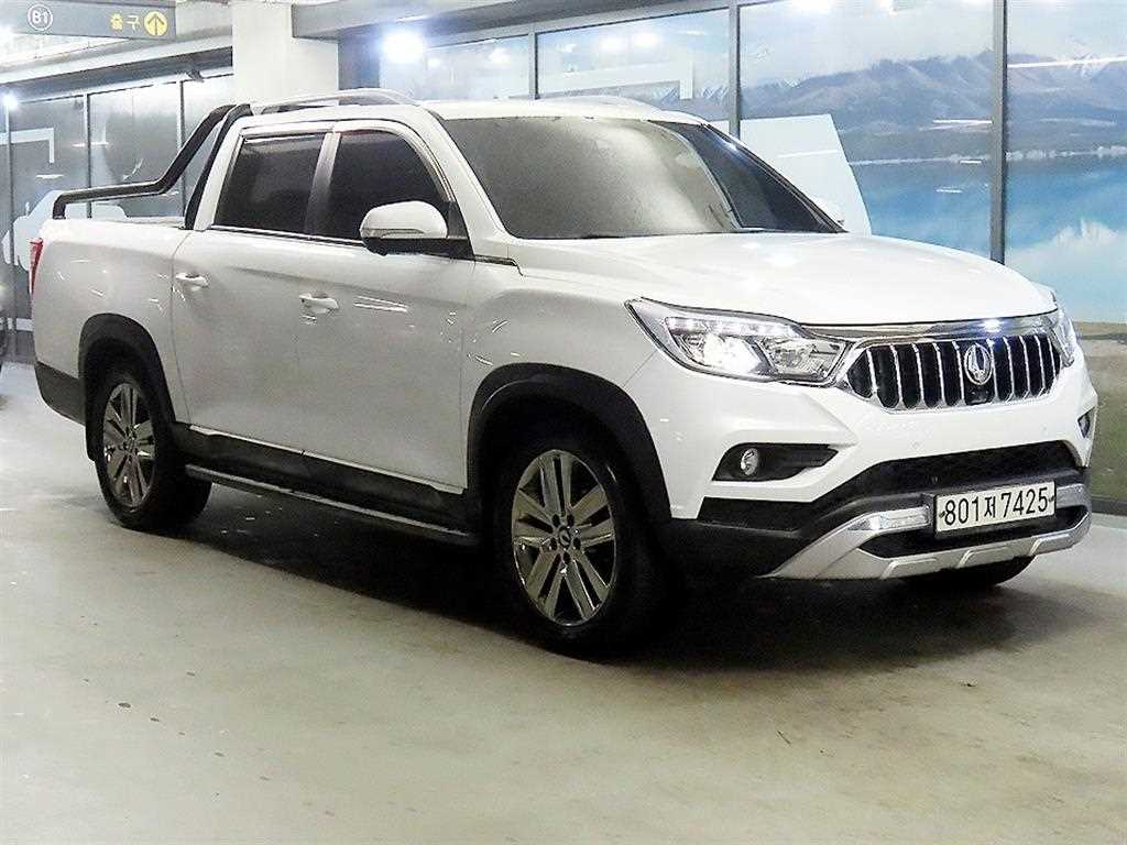 Ssangyong Rexton 2019 Blanco - Importación desde Corea - HF Imports Iquique - Foto 1