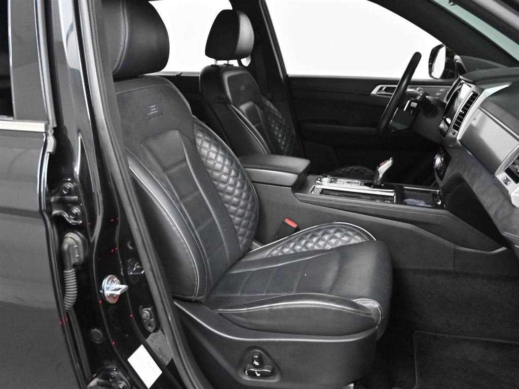 Ssangyong Rexton - Vista 10