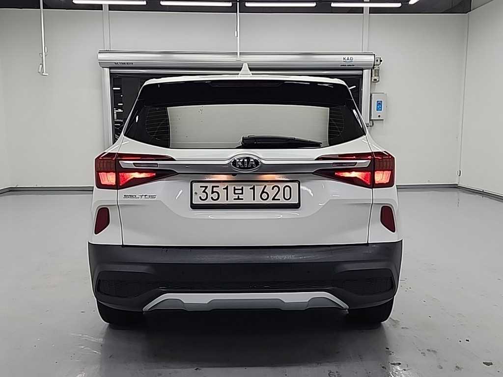 KIA Seltos - Vista 3