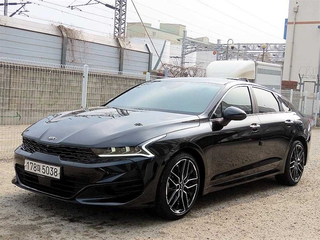 KIA K5 - Vista 2