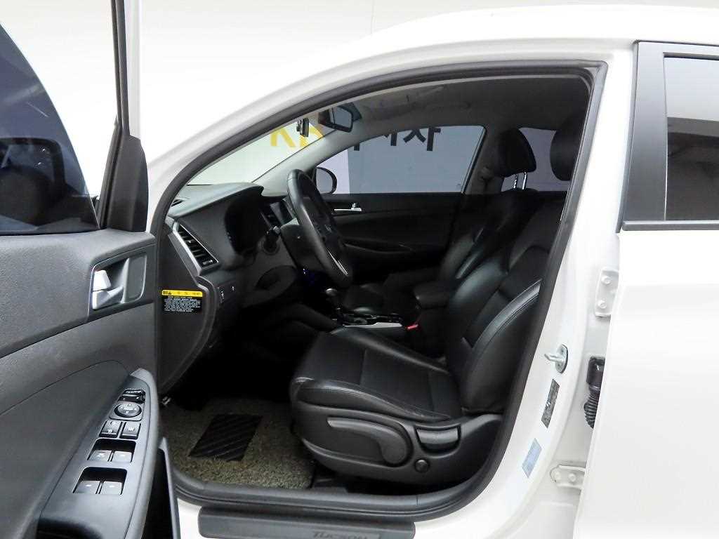 HYUNDAI Tucson - Vista 12