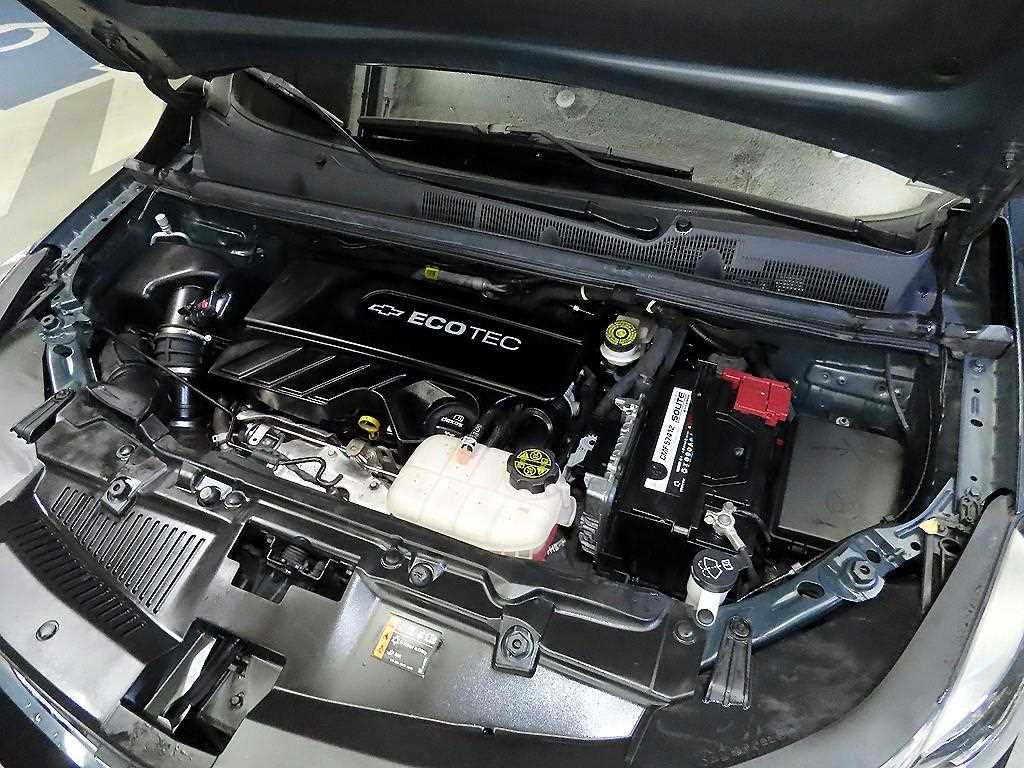 Chevrolet Trax 2021 Gris - Importación desde Corea - HF Imports Iquique - Foto 17