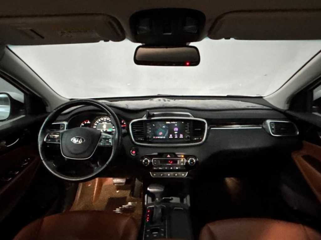 KIA Sorento - Vista 5