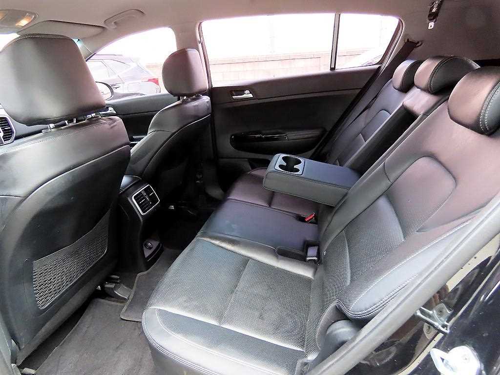 KIA Sportage - Vista 6