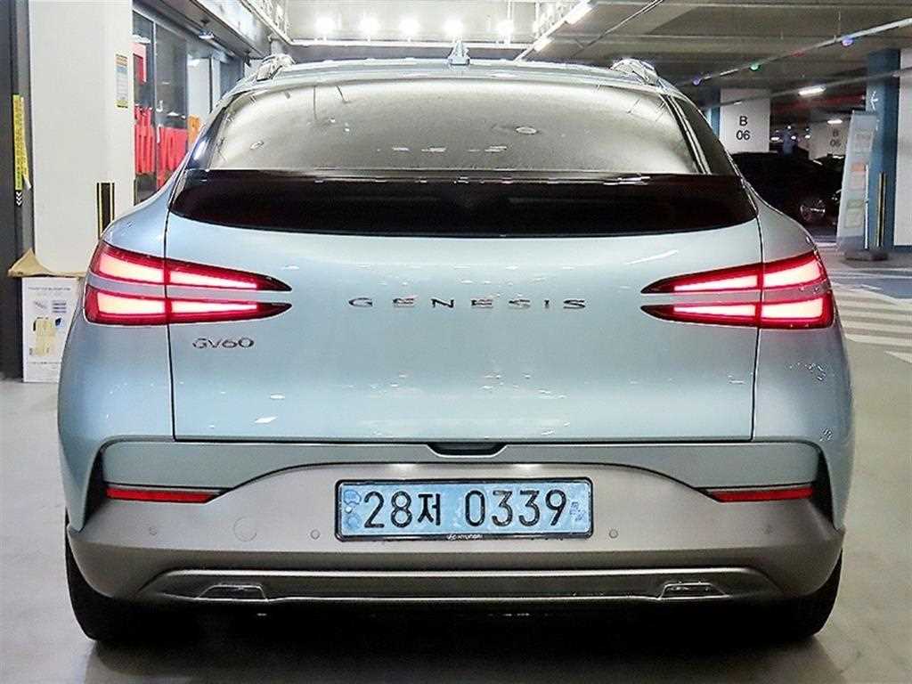 Genesis GV60 - Vista 5