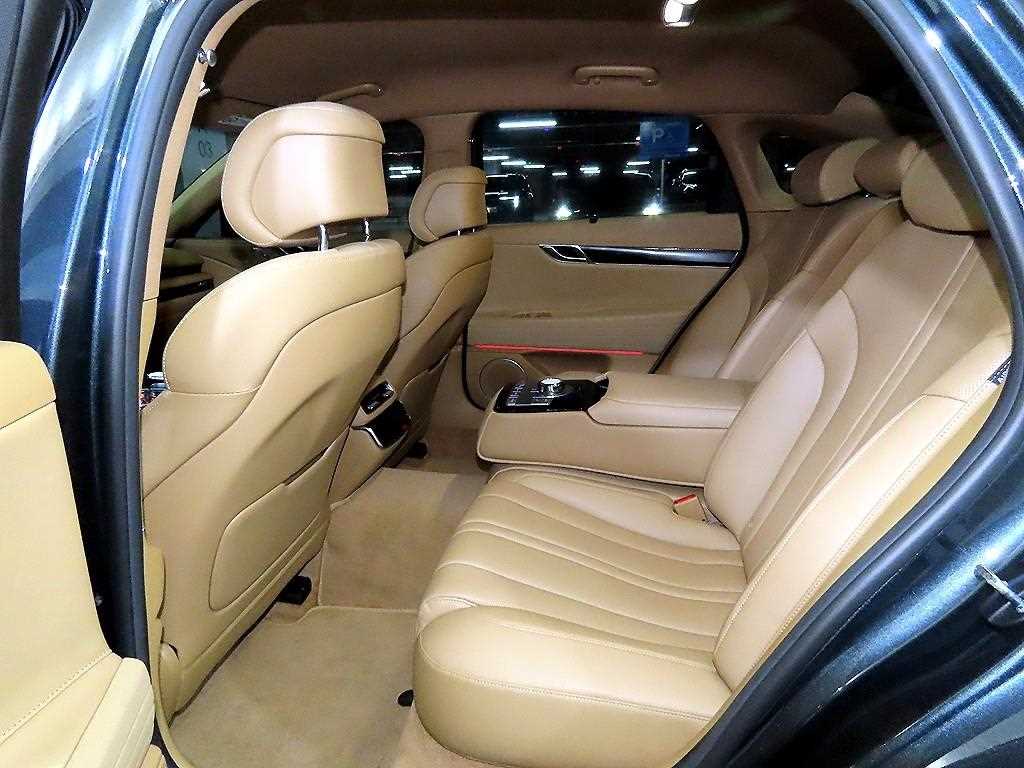 Genesis G80 - Vista 7