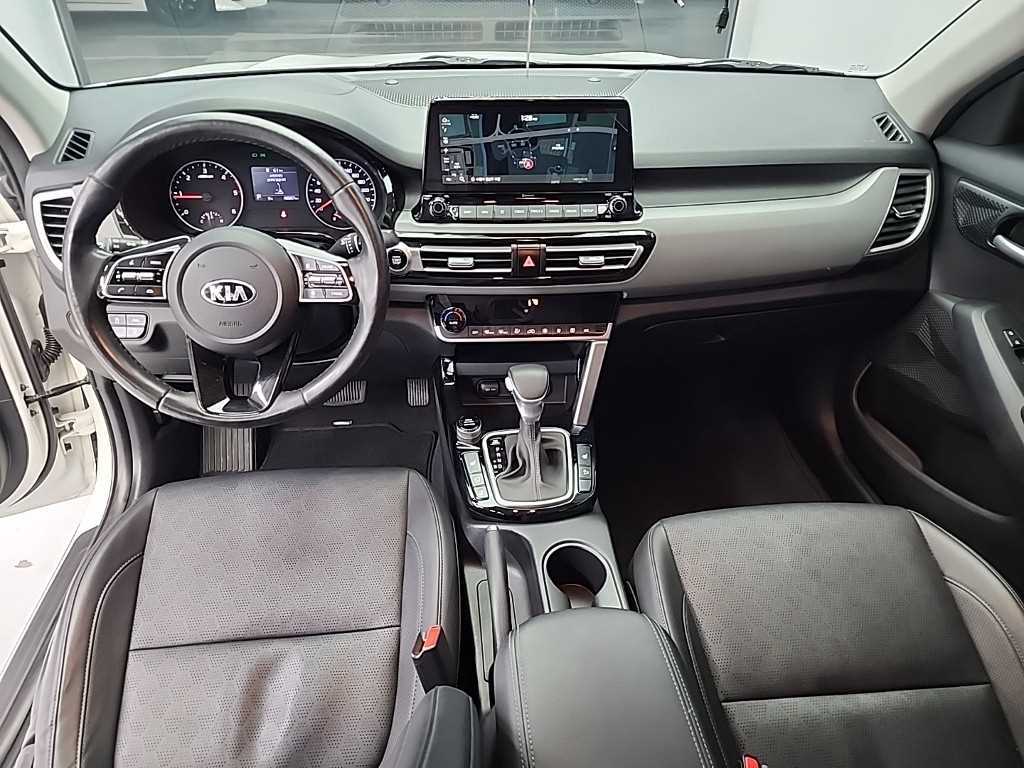 KIA Seltos - Vista 7