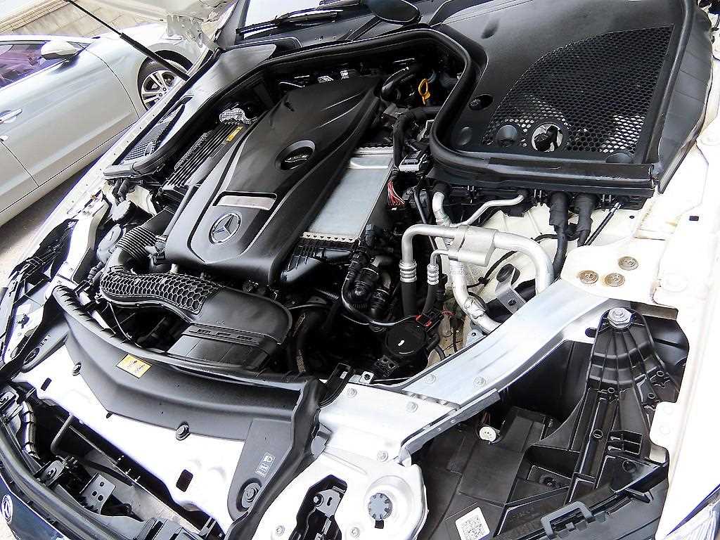 Mercedes Benz E class 2019 Blanco - Importación desde Corea - HF Imports Iquique - Foto 19