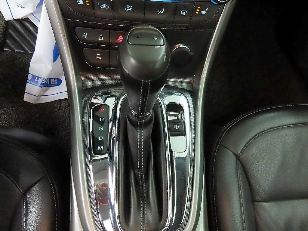 Chevrolet Malibu - Vista 10