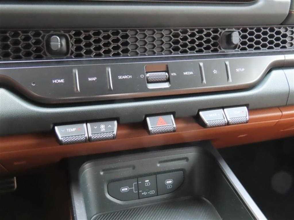 KIA Tasman - Vista 8