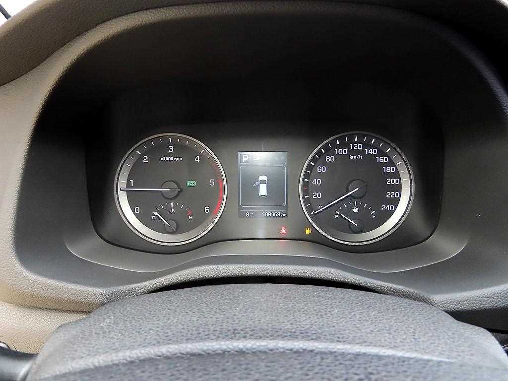 HYUNDAI Tucson - Vista 9