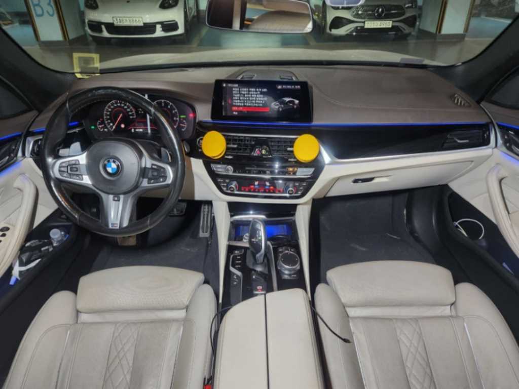 BMW 5 Series - Vista 9