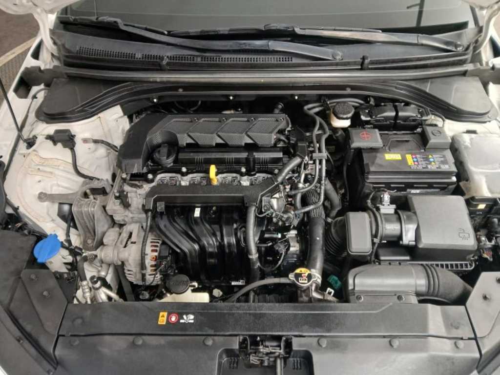 HYUNDAI Avante 2020 Blanco - Importación desde Corea - HF Imports Iquique - Foto 19