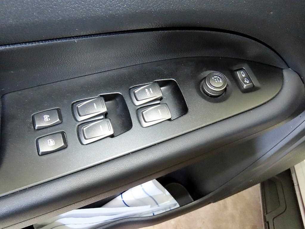 Ssangyong Rexton 2022 Blanco - Importación desde Corea - HF Imports Iquique - Foto 13