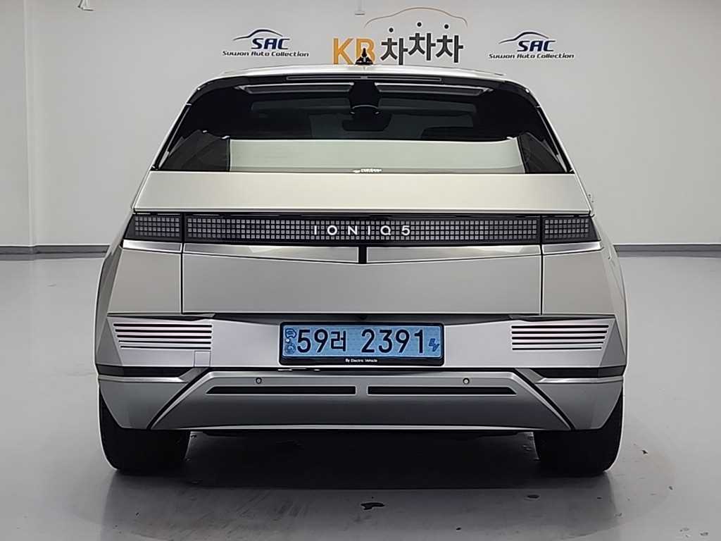 HYUNDAI Ioniq 5 - Vista 4