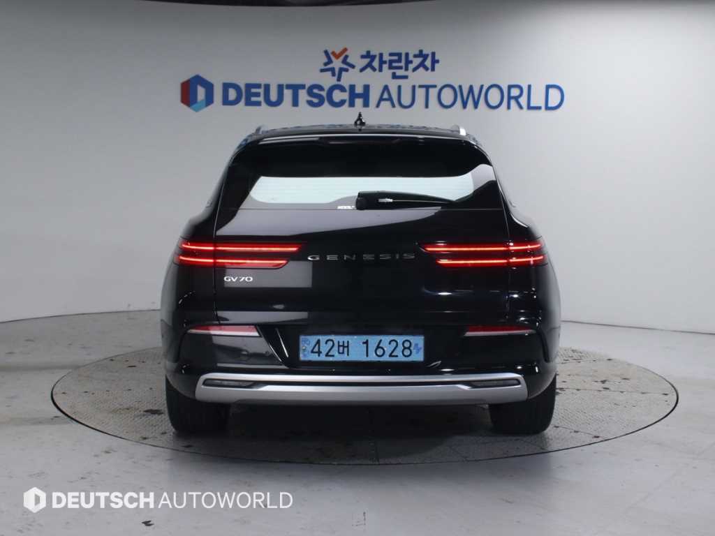 Genesis GV70 - Vista 4