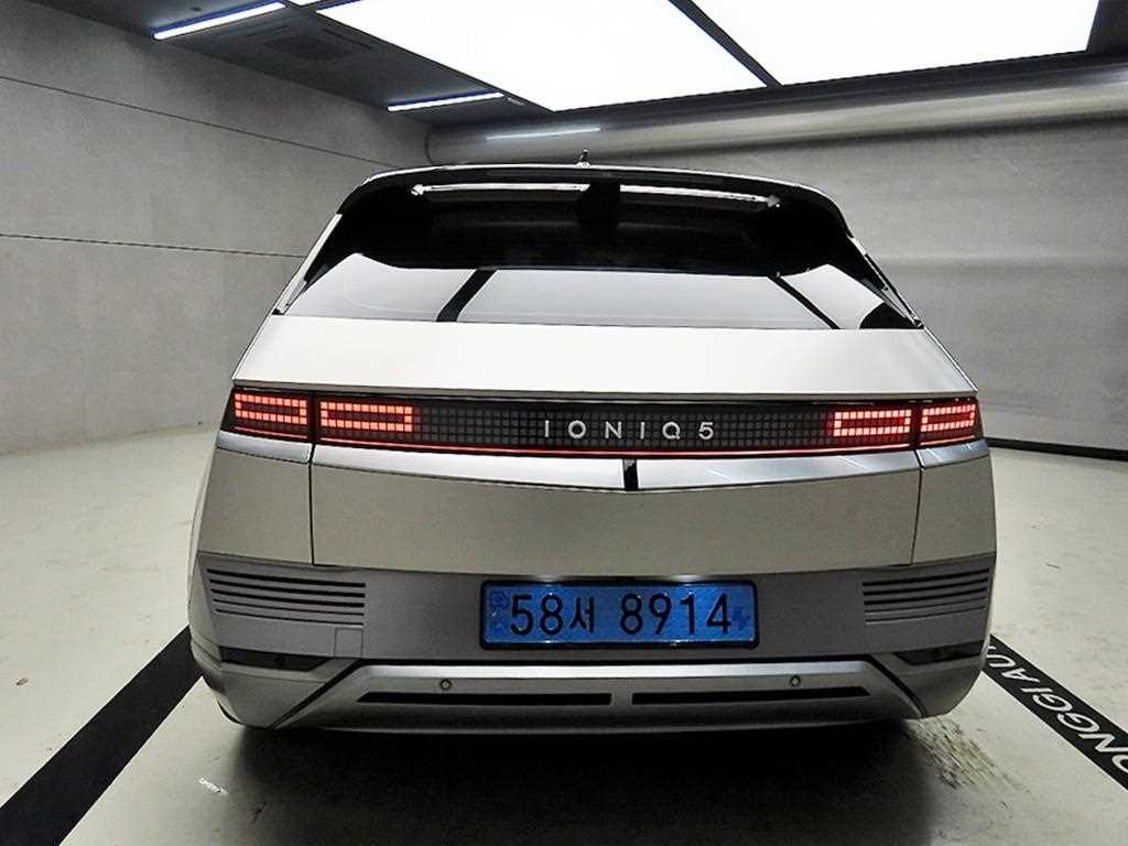 HYUNDAI Ioniq 5 - Vista 3