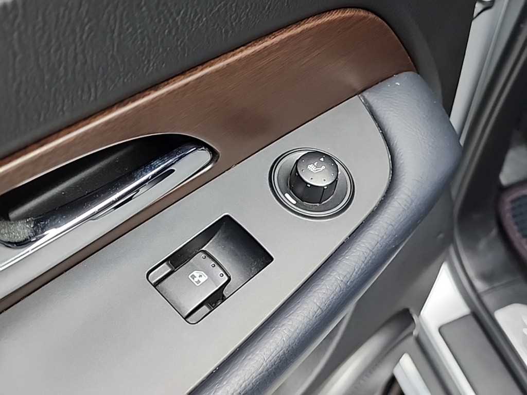 Ssangyong Rexton 2013 Plateado - Importación desde Corea - HF Imports Iquique - Foto 13