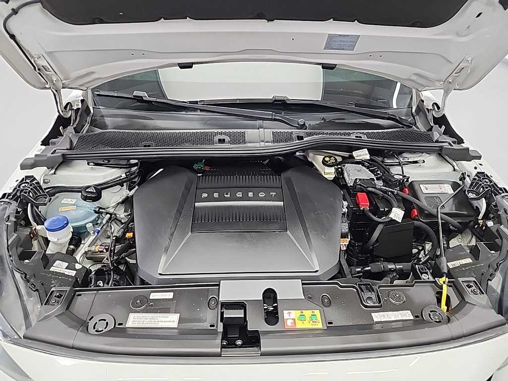 Peugeot 208 - Vista 6