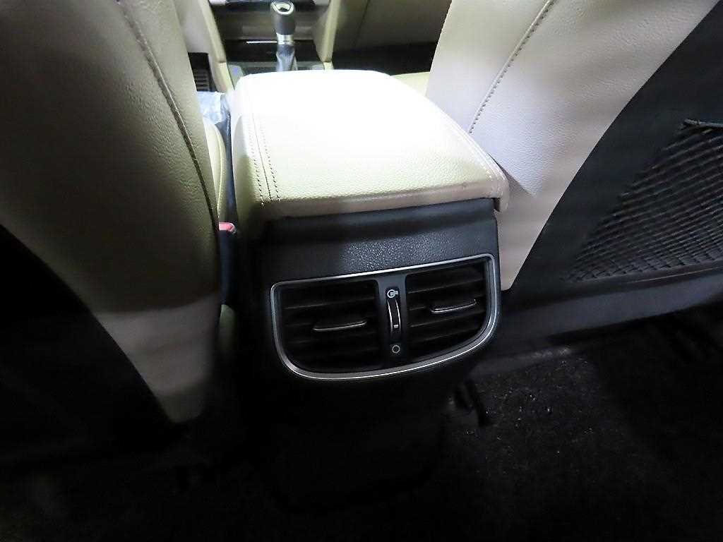 HYUNDAI Avante 2016 Blanco - Importación desde Corea - HF Imports Iquique - Foto 17