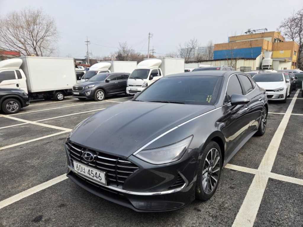 HYUNDAI Sonata - Vista 2