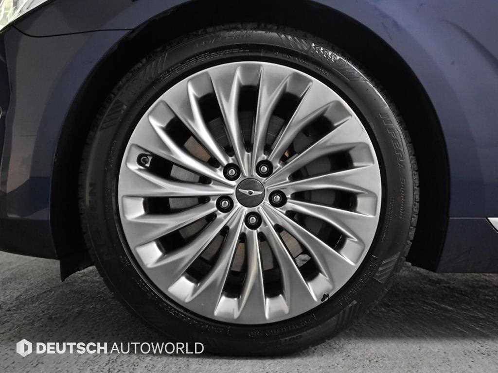 Genesis EQ900 - Vista 5