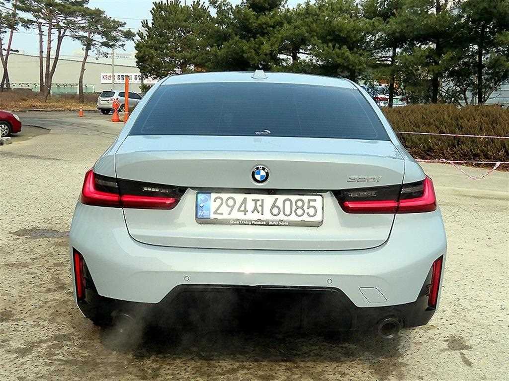 BMW 3 series - Vista 4