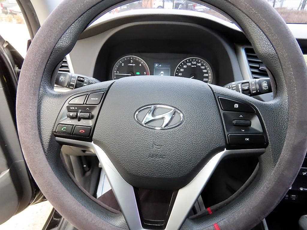HYUNDAI Tucson - Vista 8