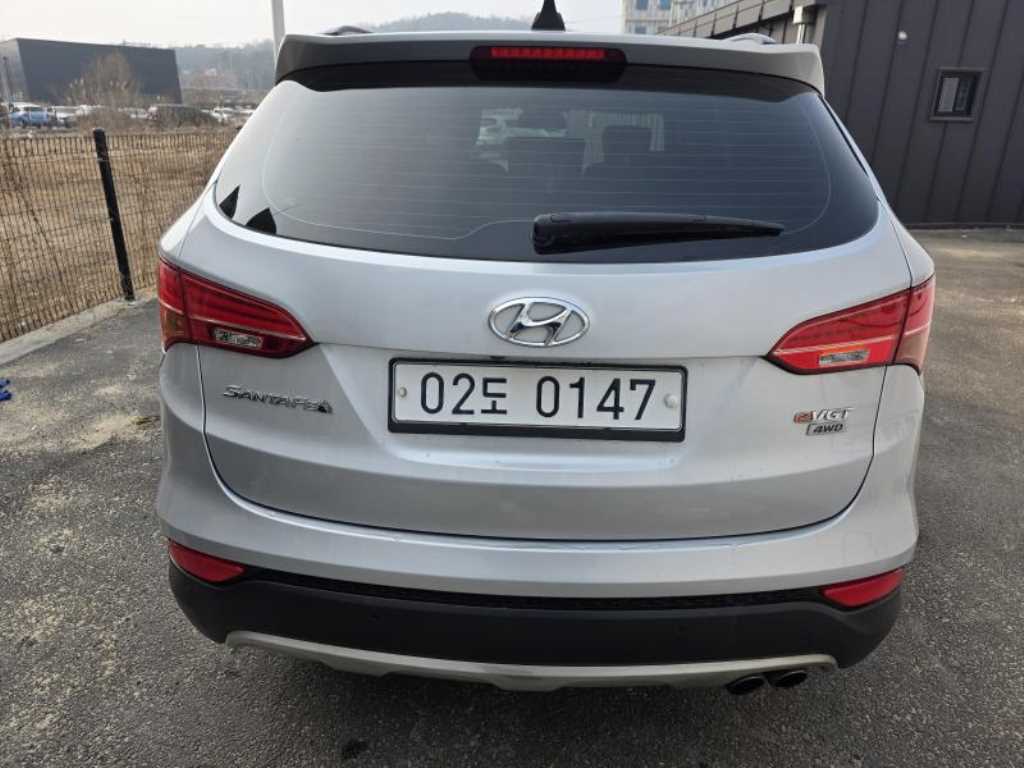 HYUNDAI Santa Fe - Vista 3