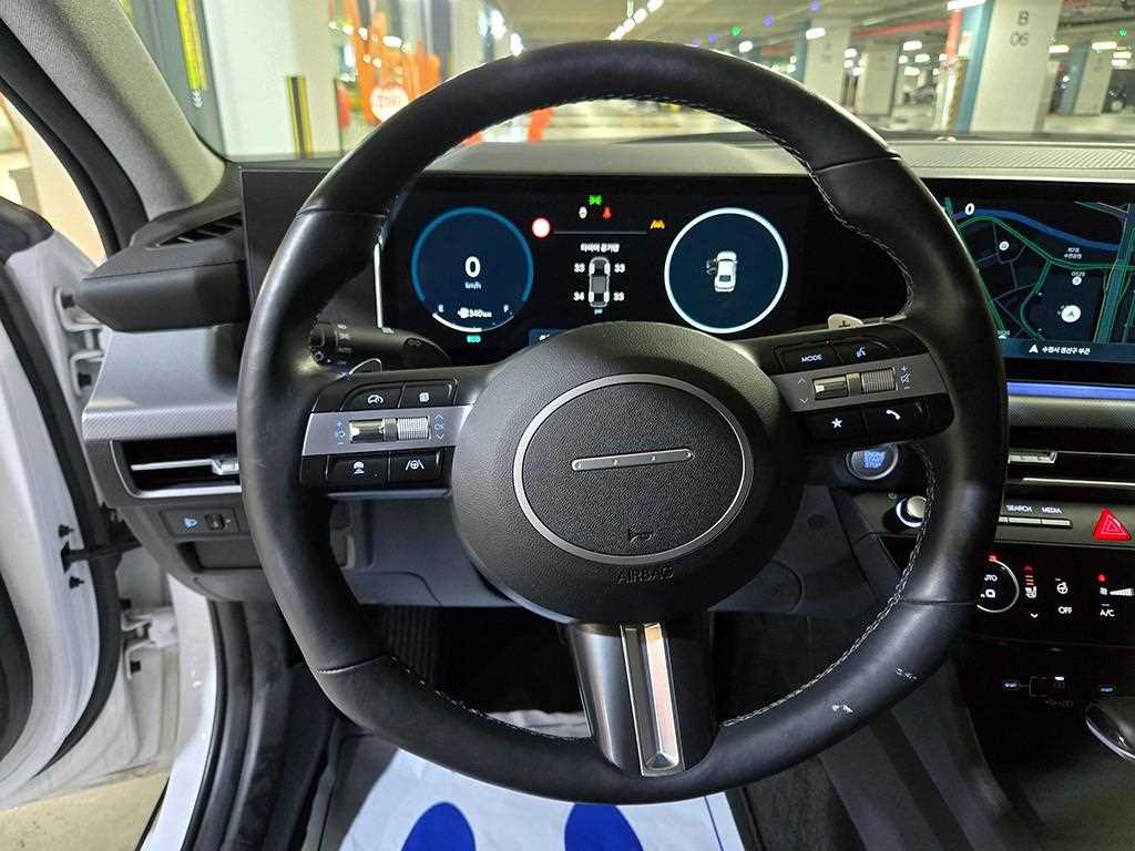 HYUNDAI Sonata - Vista 8