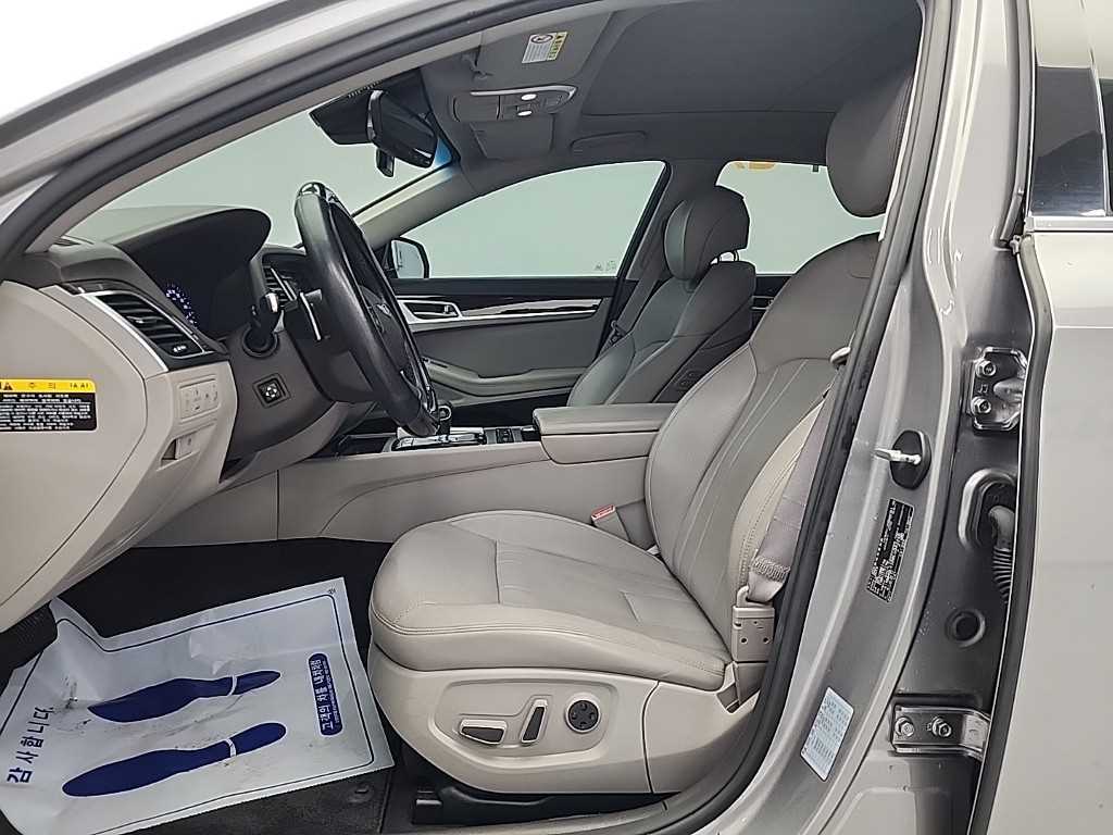 Genesis G80 - Vista 11