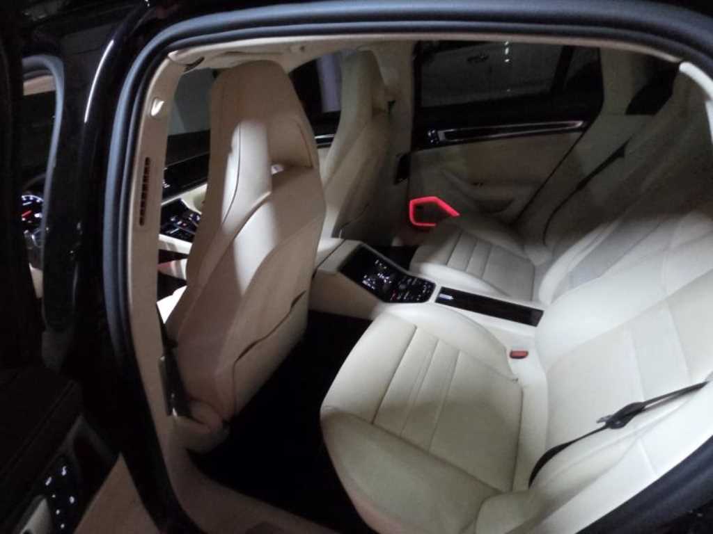 Porsche Panamera - Vista 7