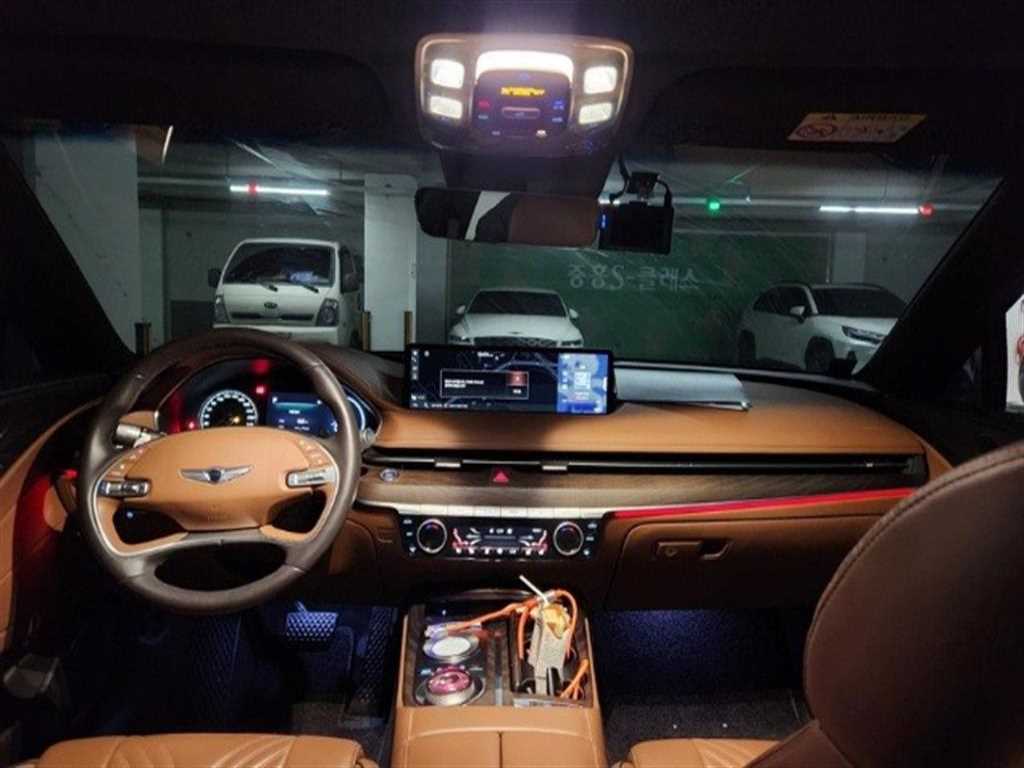 Genesis G80 - Vista 9