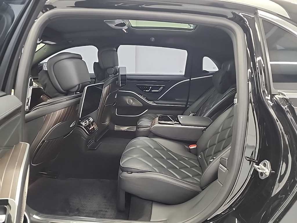 Mercedes Benz S Class - Vista 12