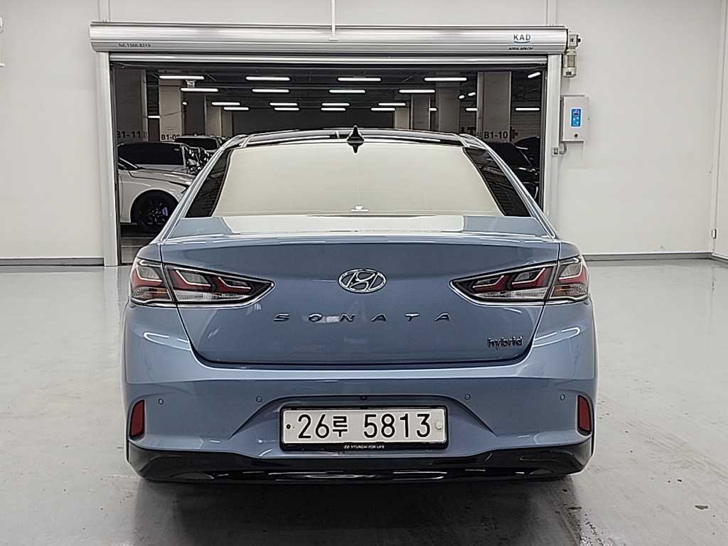 HYUNDAI Sonata - Vista 3